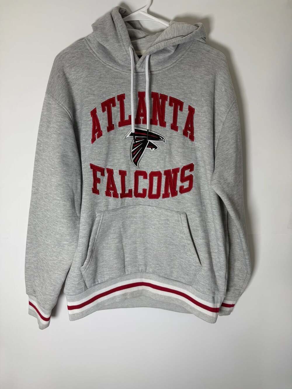 NFL Atlanta Falcons Wordmark Hoodie Size M Gray Red Fleece Pullover
